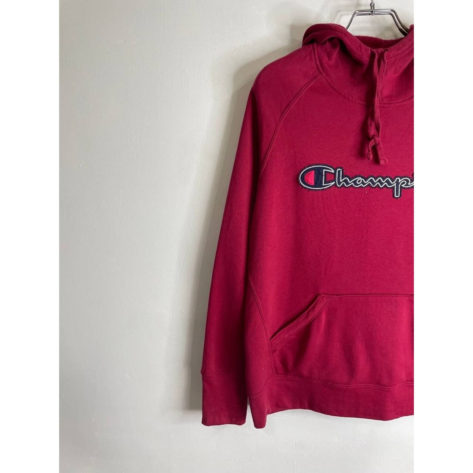 Champion × Vintage Vintage Champion Red Hoodie XL Logo Pullover Sweatshirt Size US XL / EU 56 / 4 - 4 Thumbnail