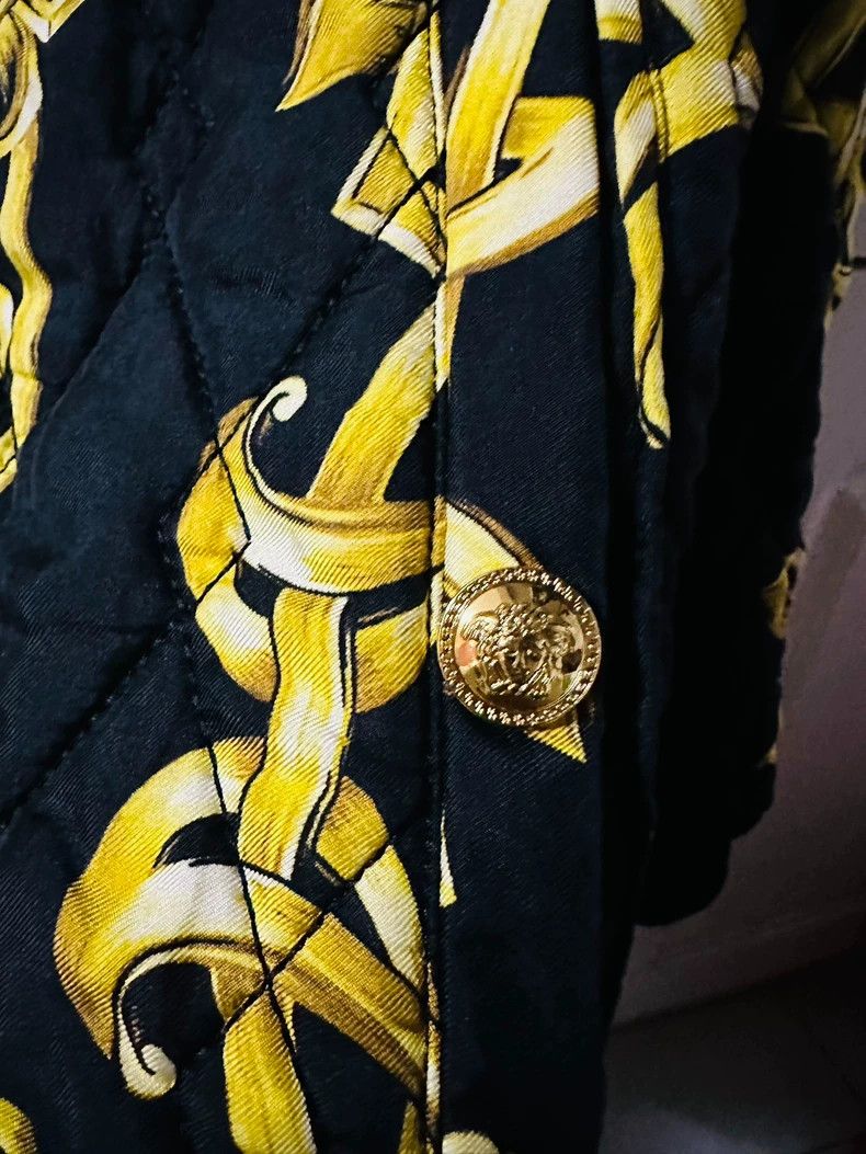 Other Versace Baroque black gold silk jacket cotton jacket Size US S / EU 44-46 / 1 - 6 Thumbnail