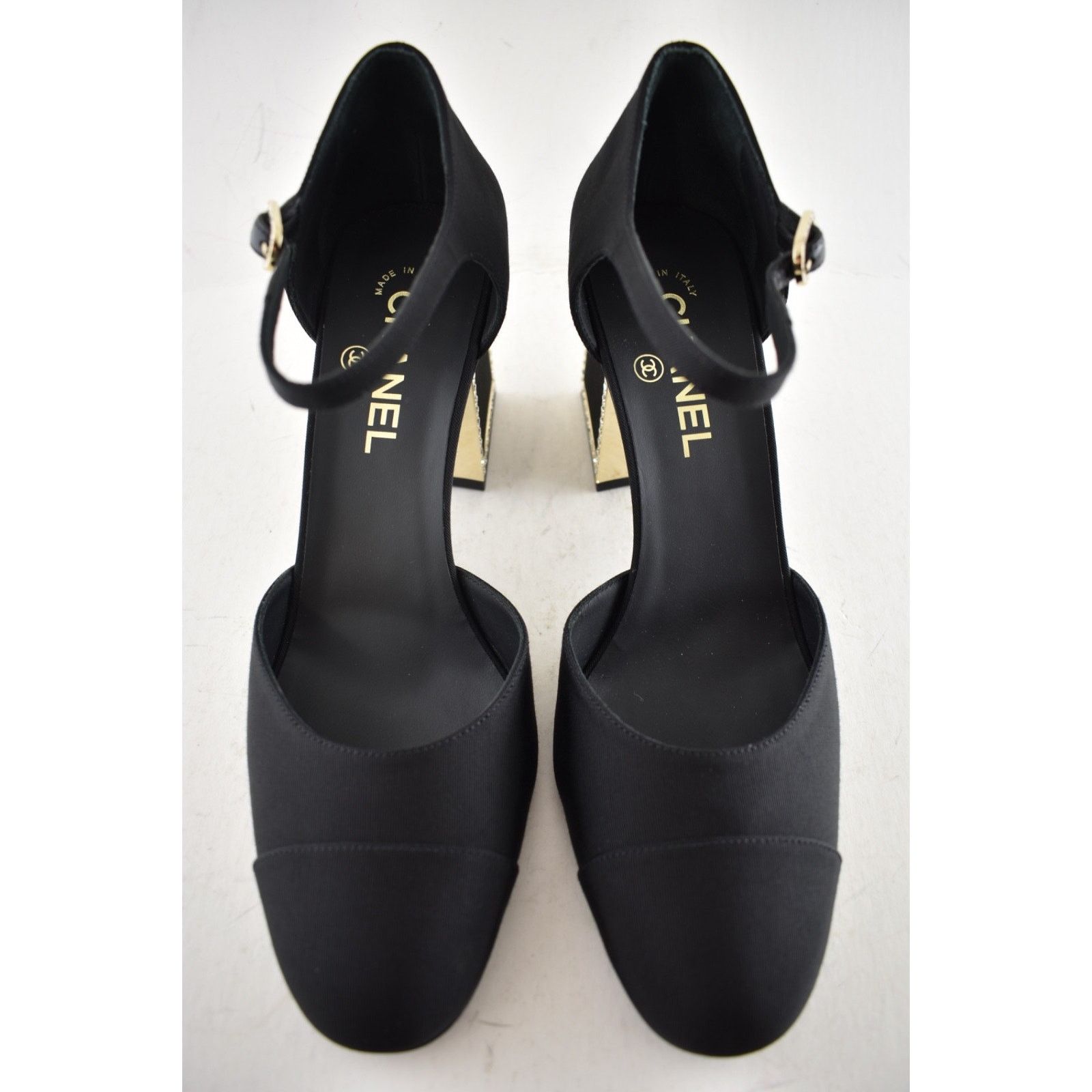 Chanel Chanel Black Crystal CC Gold Mary Jane Block Heel Pumps 40 Size US 10 / IT 40 - 9 Thumbnail