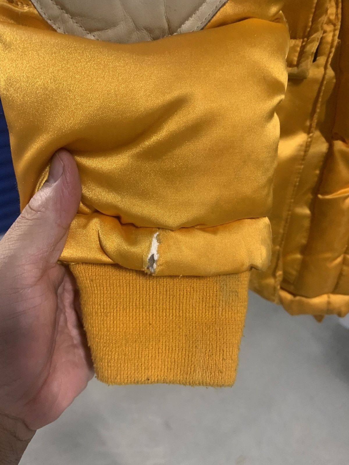 Diesel Down puffer jacket with hoodie Size US S / EU 44-46 / 1 - 11 Thumbnail