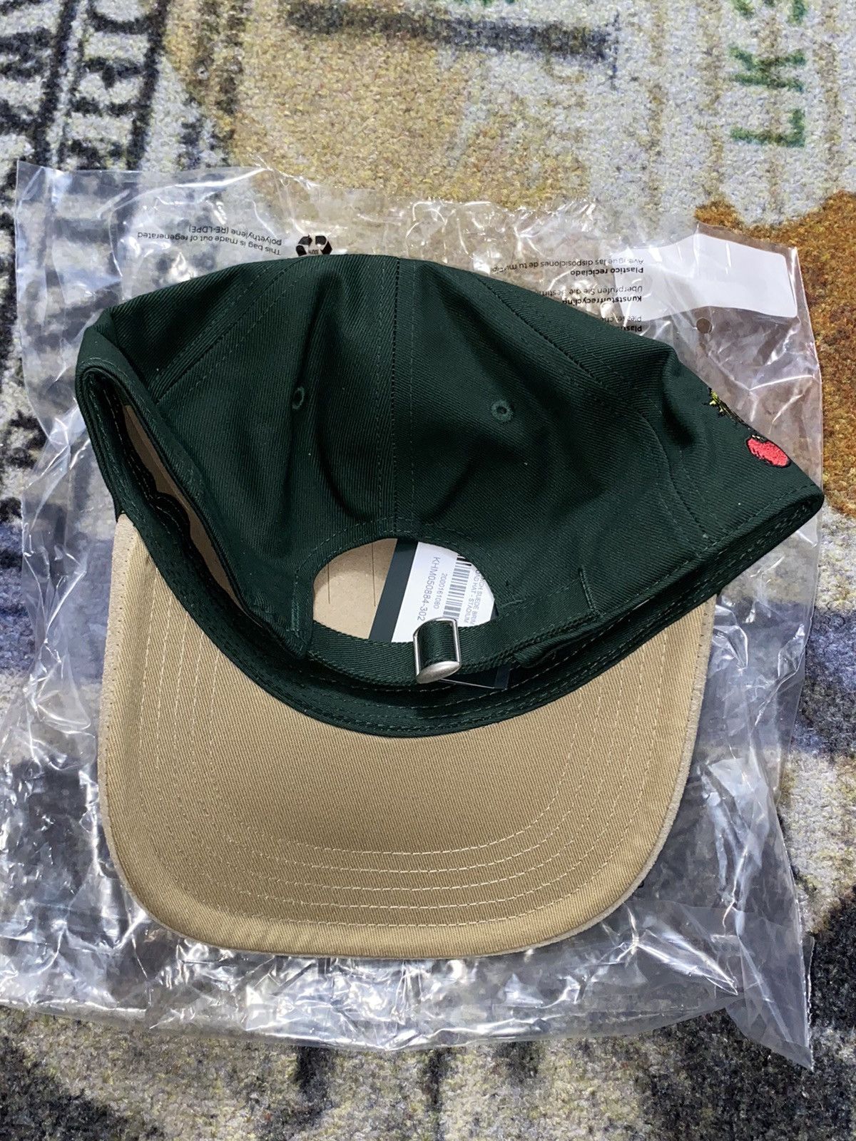 Kith Kith x The Grinch Suede Brim Aaron Cap Size ONE SIZE - 5 Thumbnail