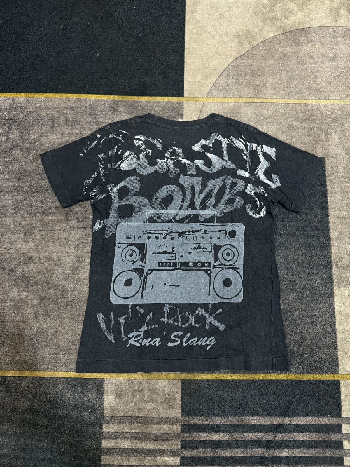 Band Tees BEASTIE BOMBS ROCK BAND TEES TSHIRT Size US M / EU 48-50 / 2 - 1 Thumbnail