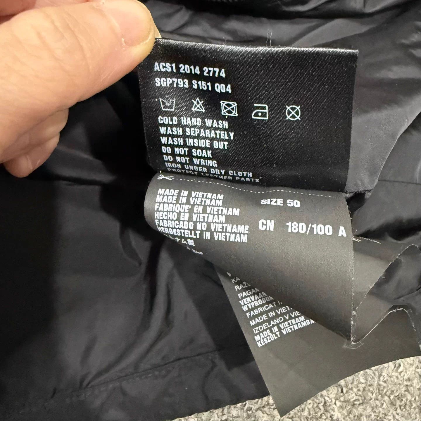 Prada Prada Black Triangle Logo Nylon Zipper Jacket 50 99New Size XL / US 12-14 / IT 48-50 - 5 Thumbnail