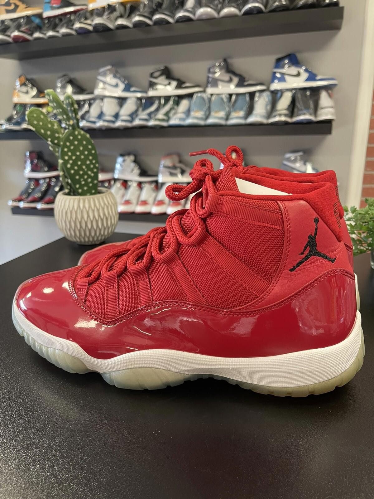 Jordan Brand Size 11 - Air Jordan 11 Retro Win Like 96 378037-623 Size US 11 / EU 44 - 3 Thumbnail