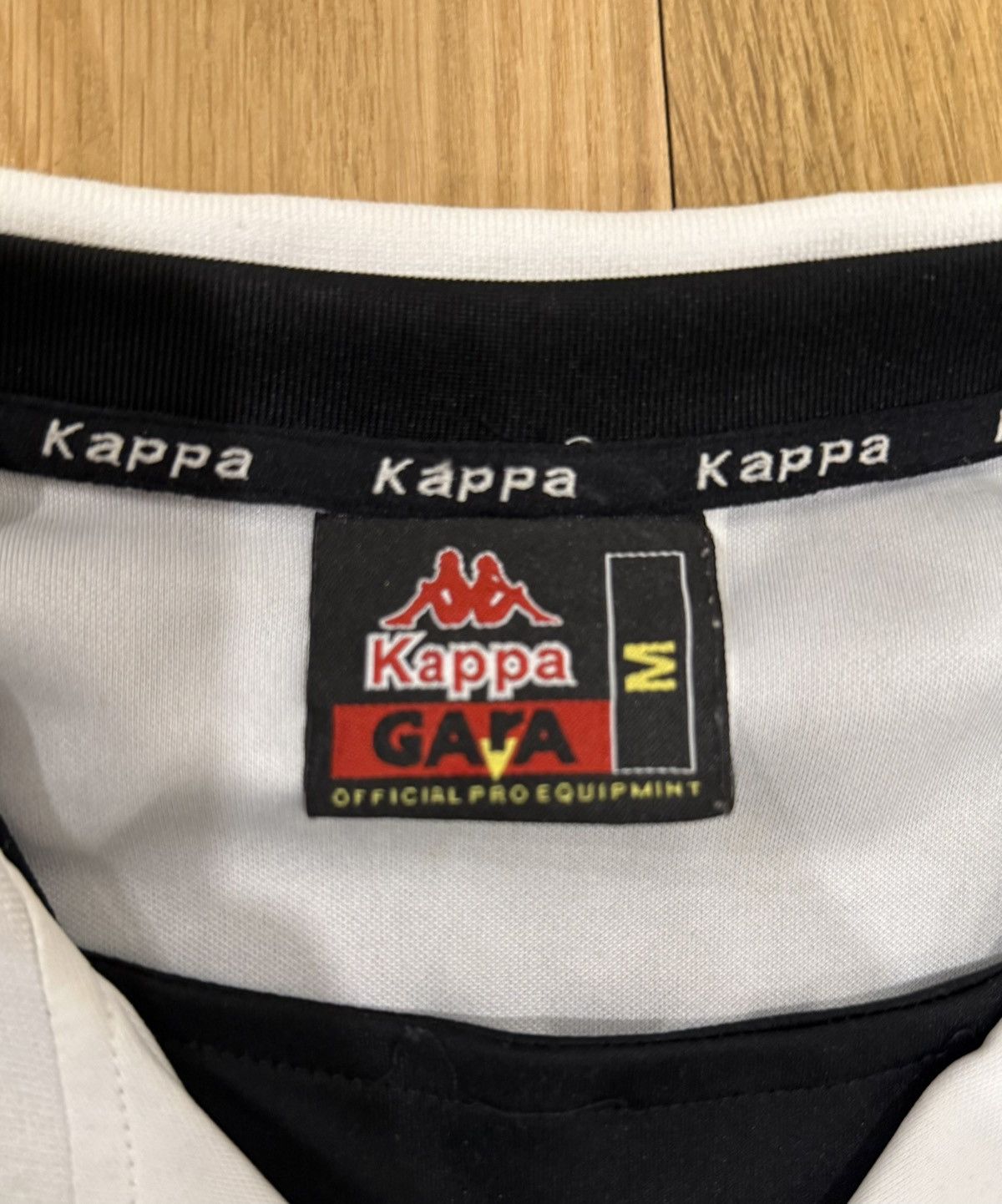 Vintage 1999-00 Juventus Kappa Home Shirt - Davids #26 (M)