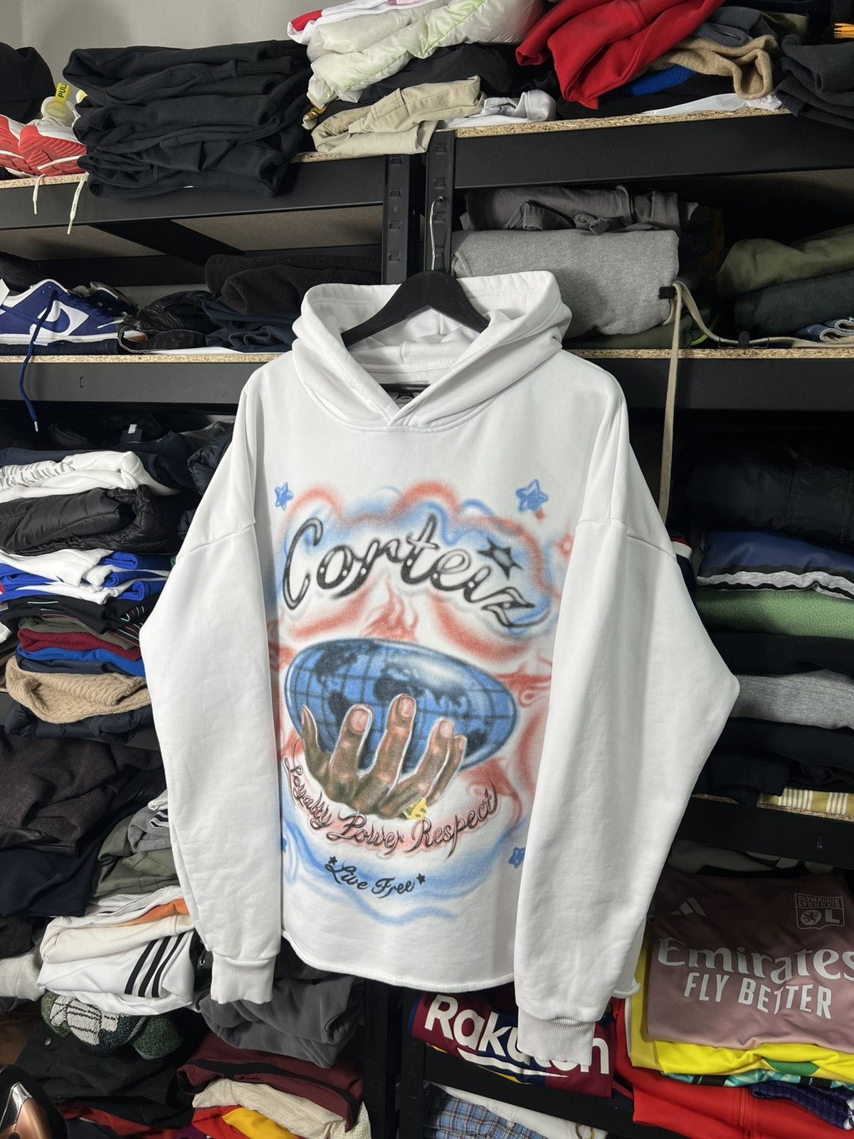 Corteiz Corteiz x Barriers Hoodie White Size XL Airbrush Graphic Size US XL / EU 56 / 4 - 1 Thumbnail