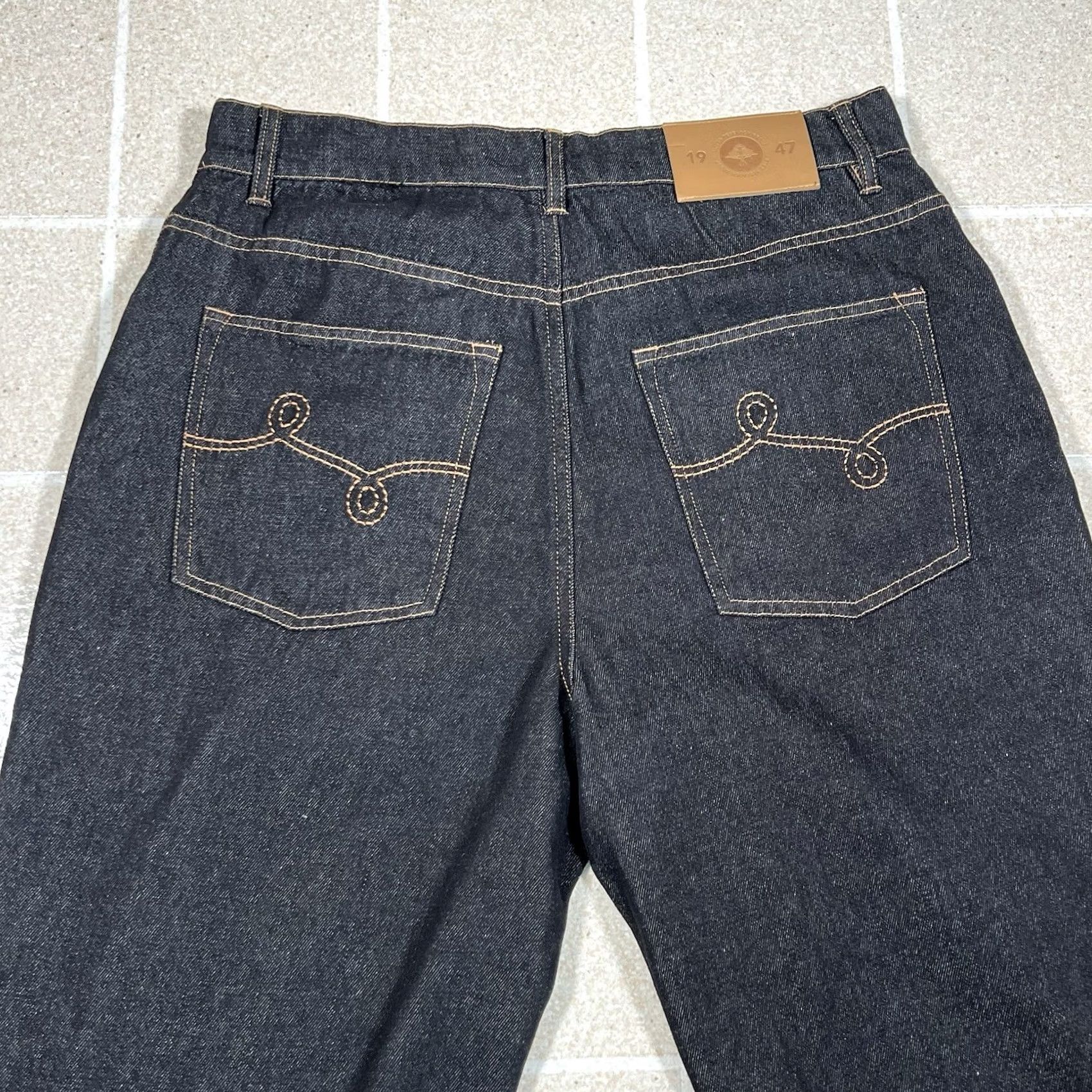 Vintage LRG Jeans Tapered Mens 30 Indigo NWT True True Taper Indigo 31 Inseam 30 Mens? Size US 30 / EU 46 - 4 Thumbnail