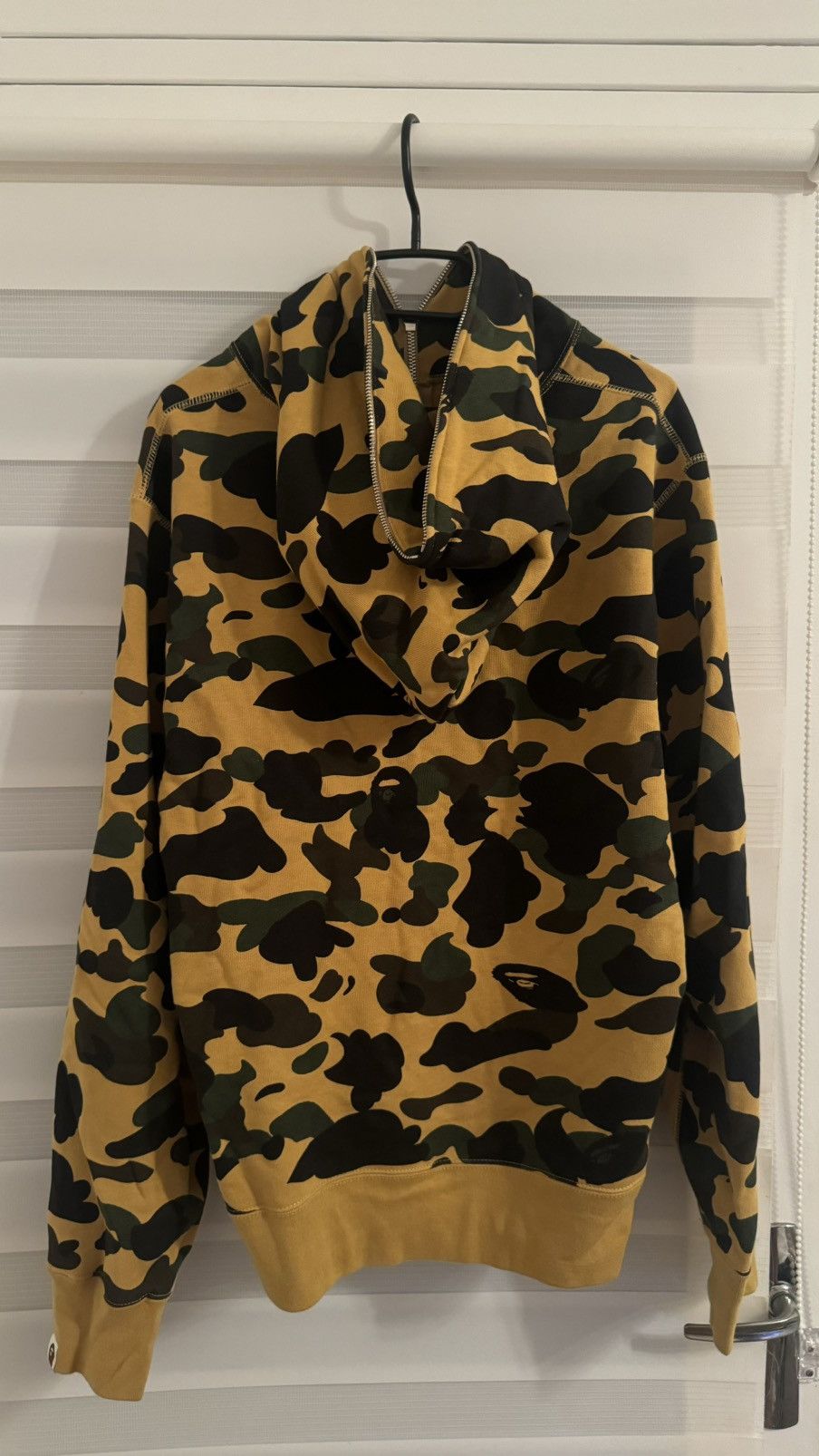 Bape Bape 1st camo zip up hoodie Size US L / EU 52-54 / 3 - 2 Thumbnail