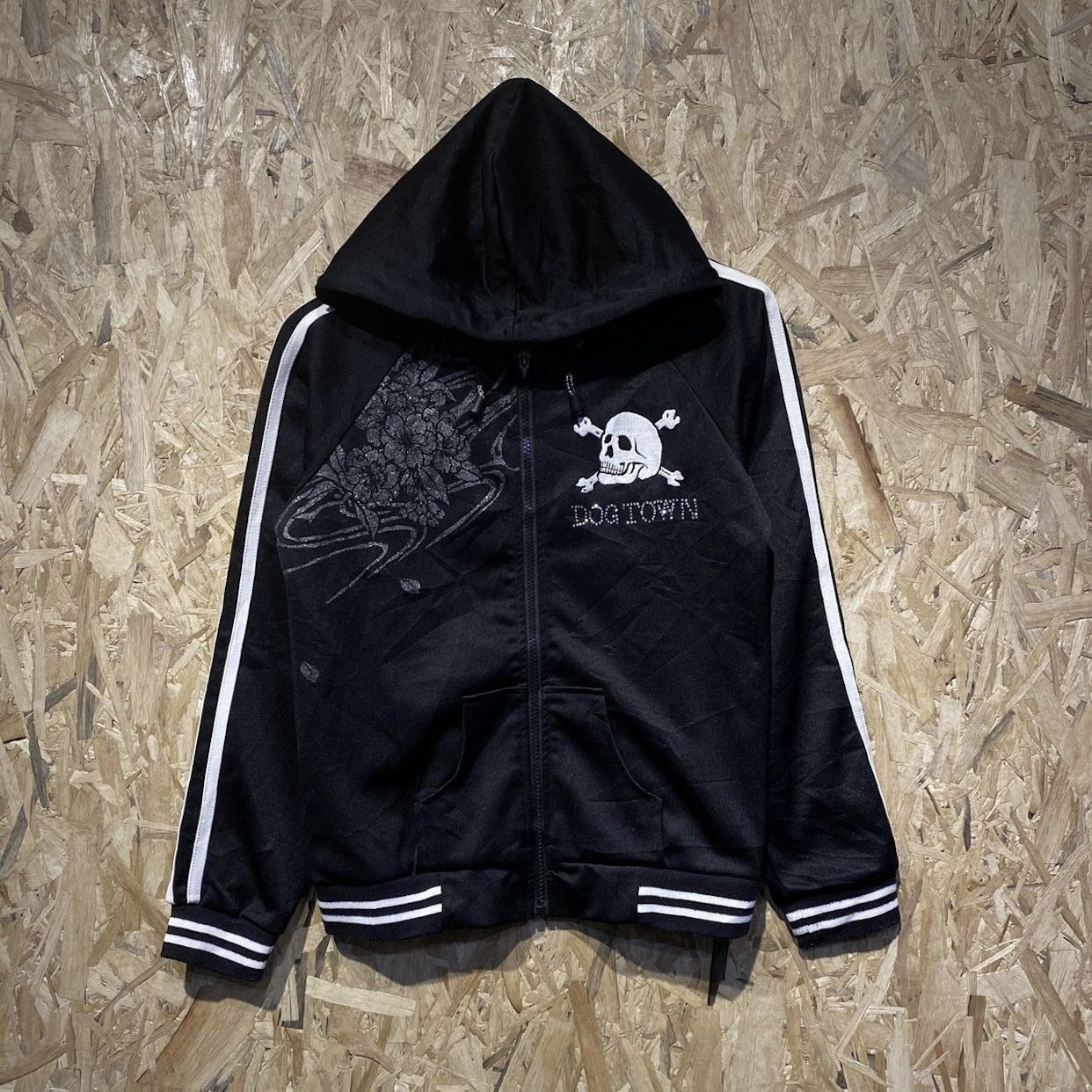 Dogtown Rare Vintage Dogtown Sukajan Style Zipper Hoodie Size US S / EU 44-46 / 1 - 1 Thumbnail