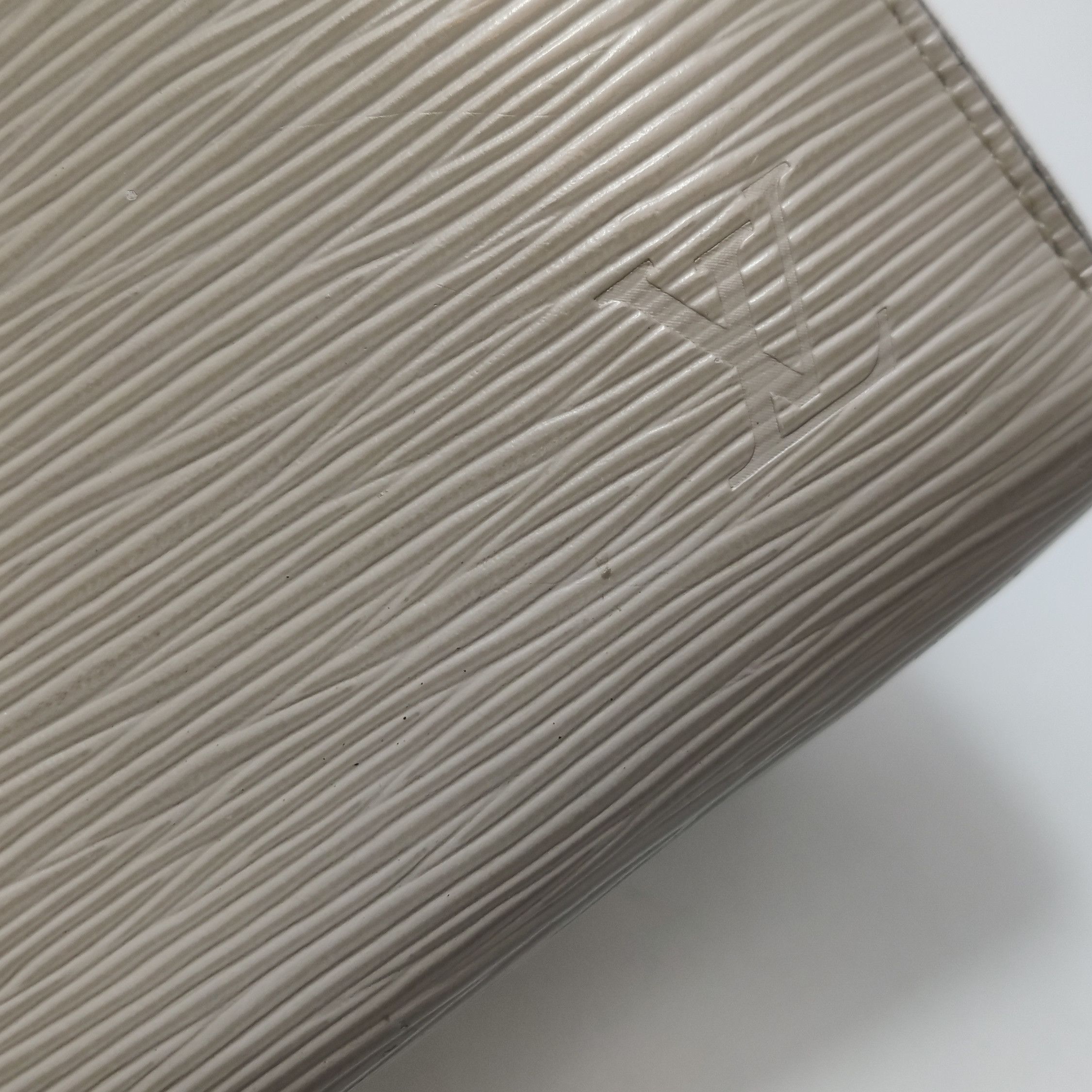 Louis Vuitton Louis Vuitton (LV) Zippy cowhide ripple zip around wallet - Size ONE SIZE - 7 Thumbnail