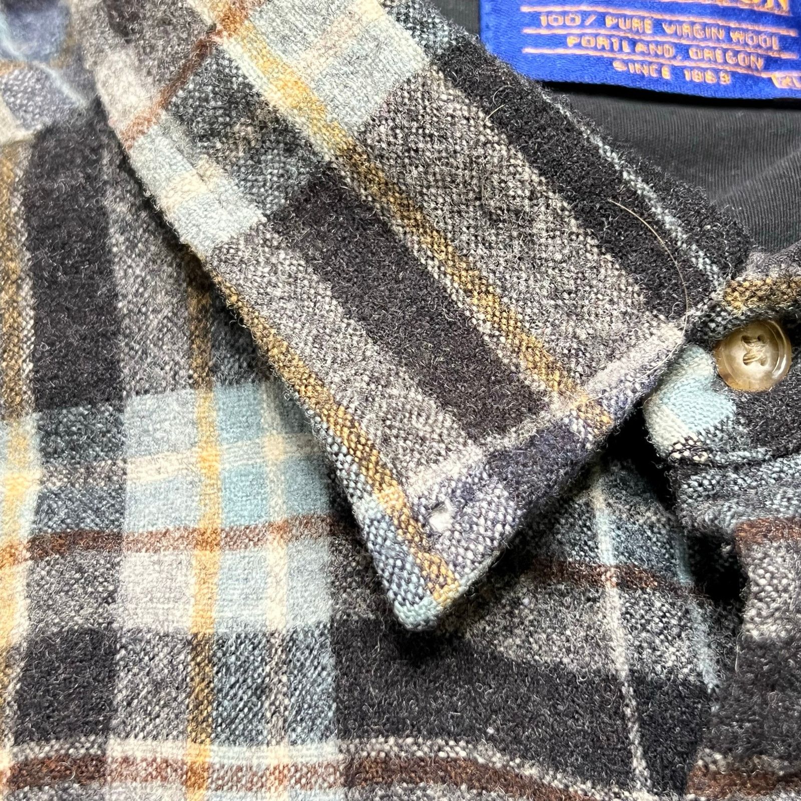 Pendleton Vintage Pendleton Wool Flannel Shirt XL Plaid Elbow Patch Size US XL / EU 56 / 4 - 4 Thumbnail