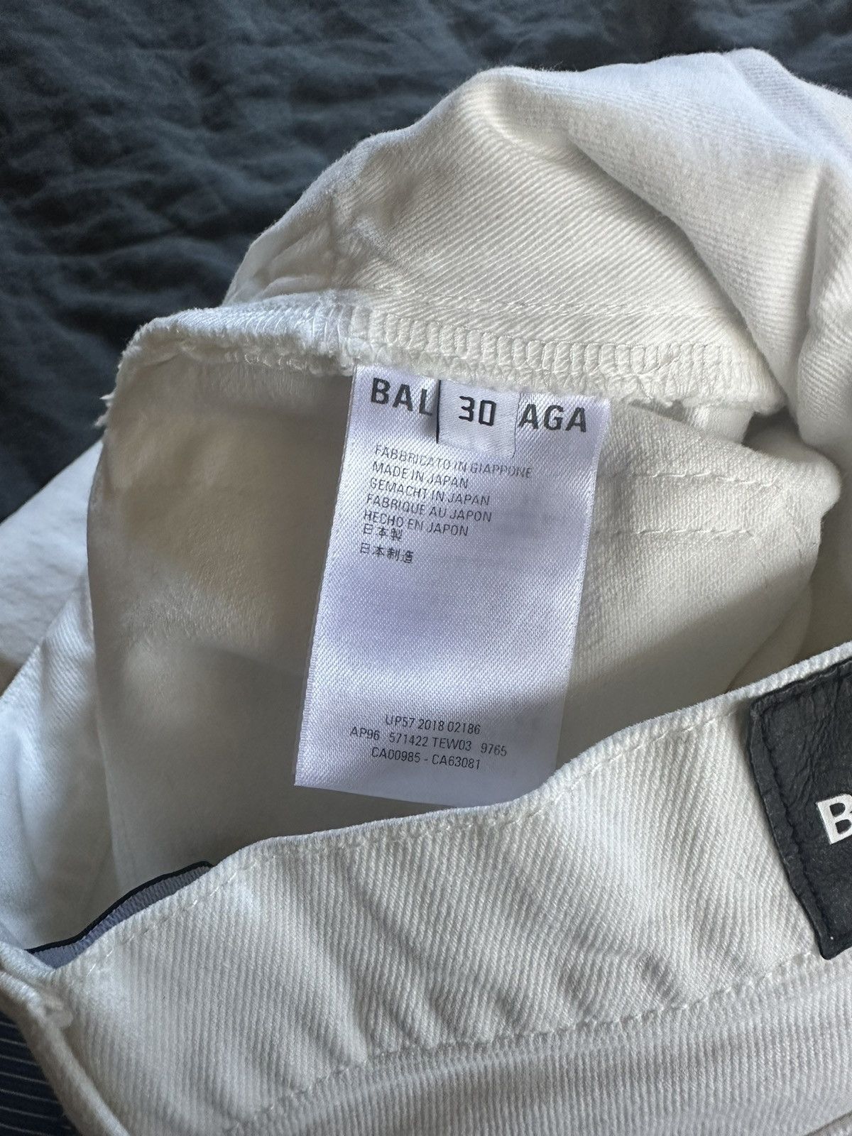 Balenciaga Balenciaga White Denim jeans 2019 Size US 30 / EU 46 - 4 Thumbnail