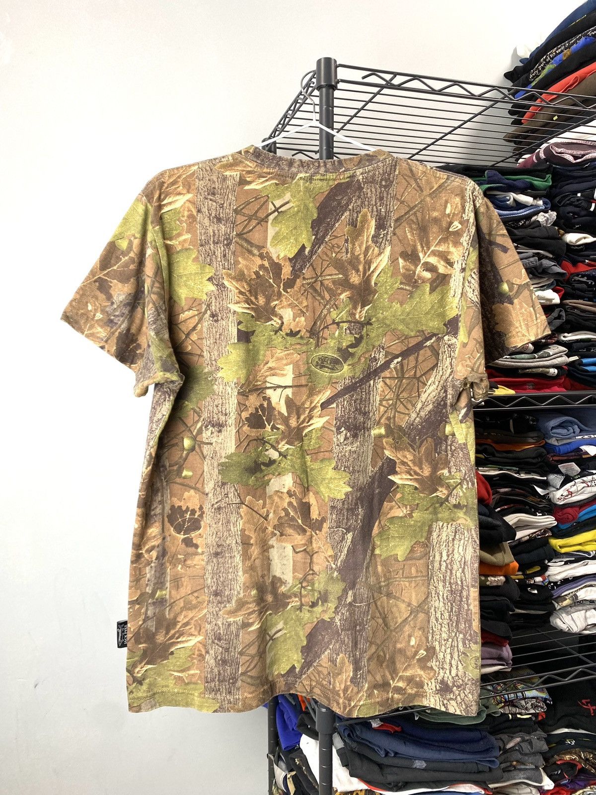 Japanese Brand Y2K Vintage Forest Camo Tee Shirt Archive Hype Carhartt Size US M / EU 48-50 / 2 - 6 Thumbnail