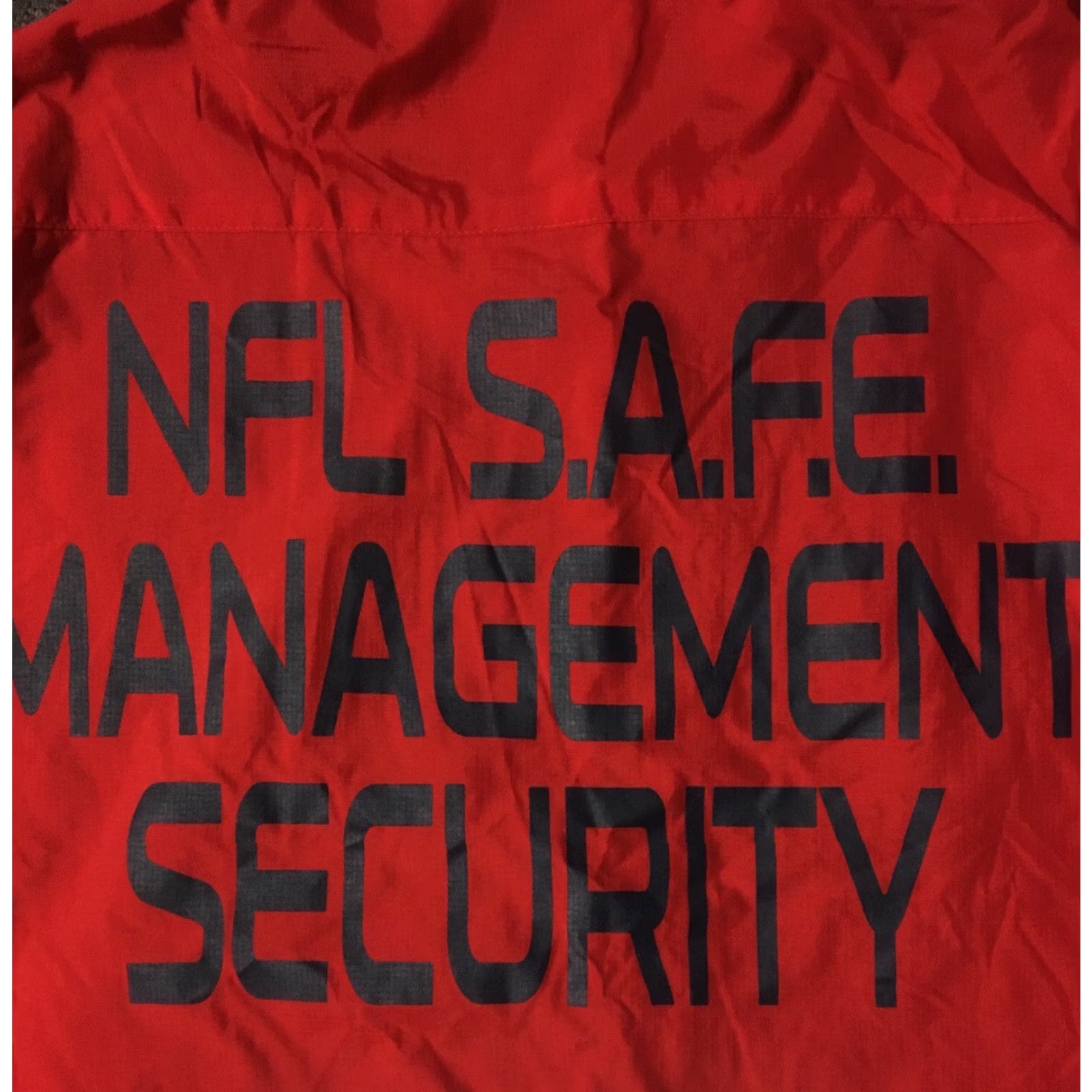 NFL VINTAGE Super Bowl XLII 42 Security Jacket L NFL Football Patriots Giants Sport Red Windbreaker Hooded Mens Team Size US L / EU 52-54 / 3 - 4 Thumbnail