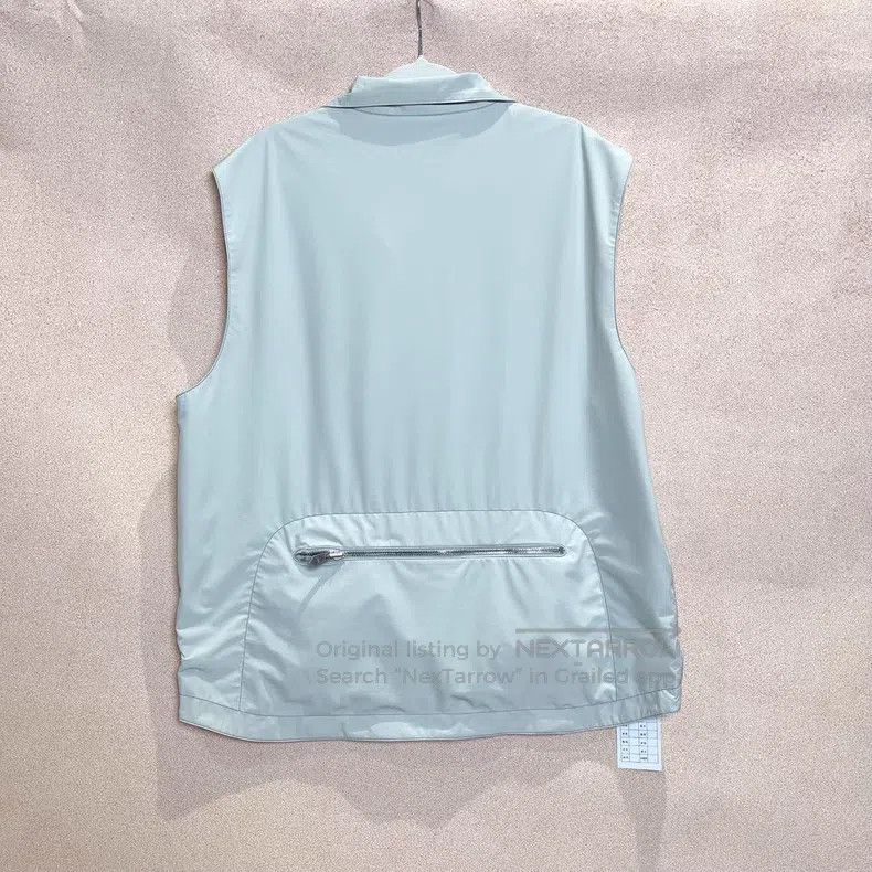 Hermes Hermes Solid Color Collar Zipper Sleeveless Vest Size US L / EU 52-54 / 3 - 2 Thumbnail