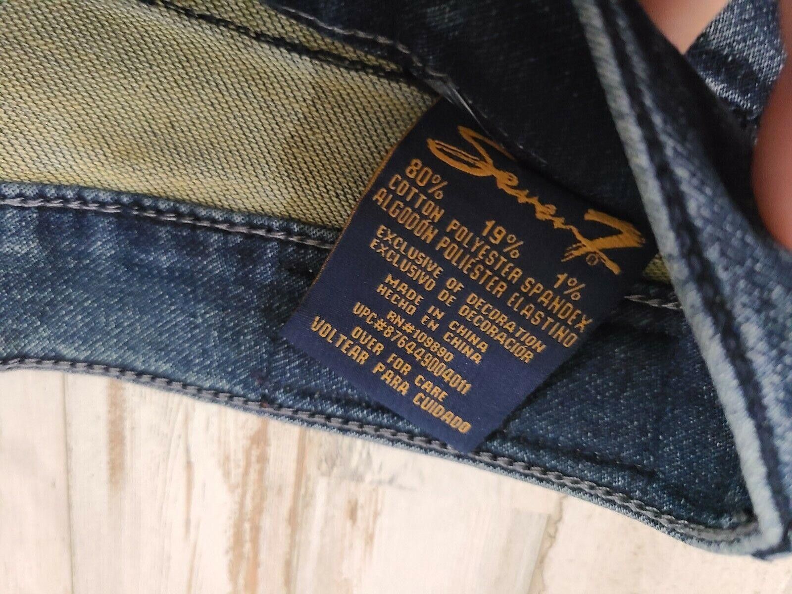 Designer Seven Jeans Size 4 Girlfriend Capris Dark Wash Distressed Size 27" / US 4 / IT 40 - 2 Thumbnail