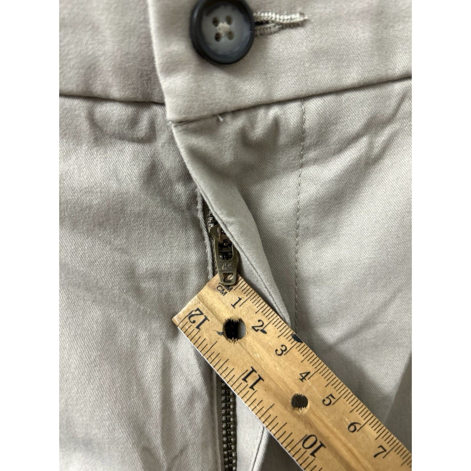 Croft & Barrow VINTAGE Croft & Barrow Pants Mens 42x32 Brown Khaki Relaxed Fit Flat Front YKK Trousers Size US 42 / EU 58 - 4 Thumbnail