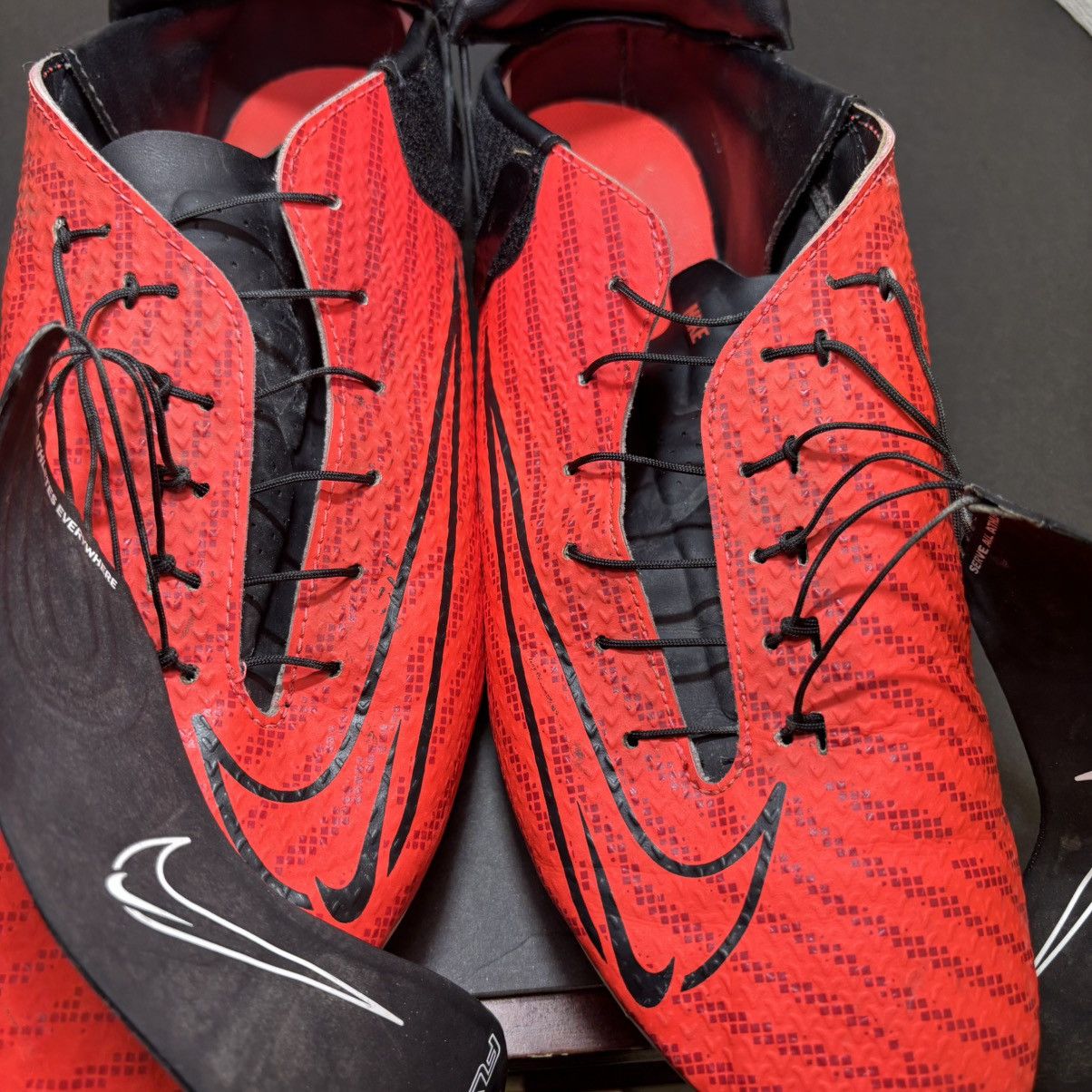 Nike Nike Phantom GT2 Academy FlyEase Multi-Ground Soccer Cleats Size US 11.5 / EU 44-45 - 14 Thumbnail