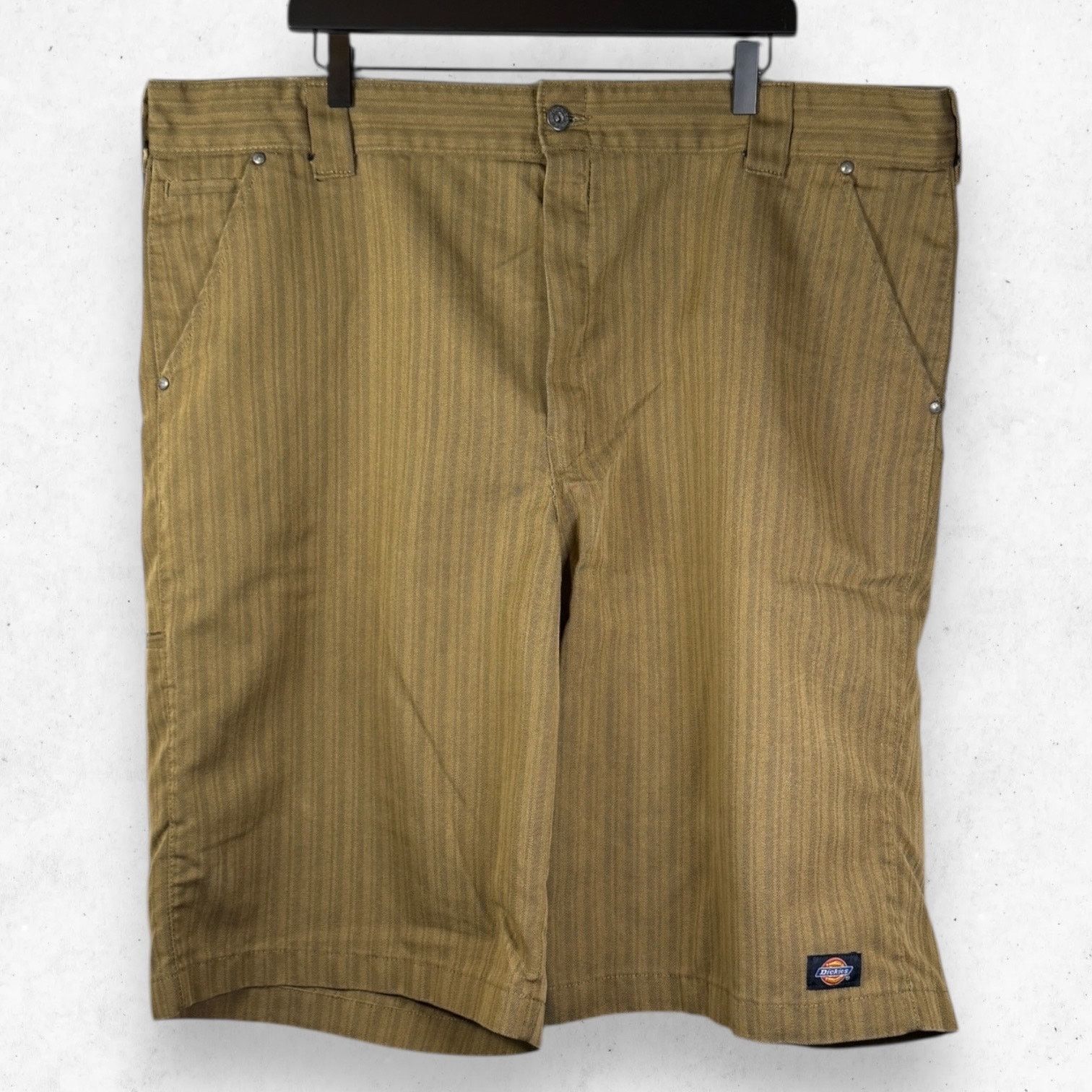 Dickies Dickies Shorts Men's Size 44 Beige Brown Stripes Regular Fit Size US 44 / EU 60 - 1 Thumbnail
