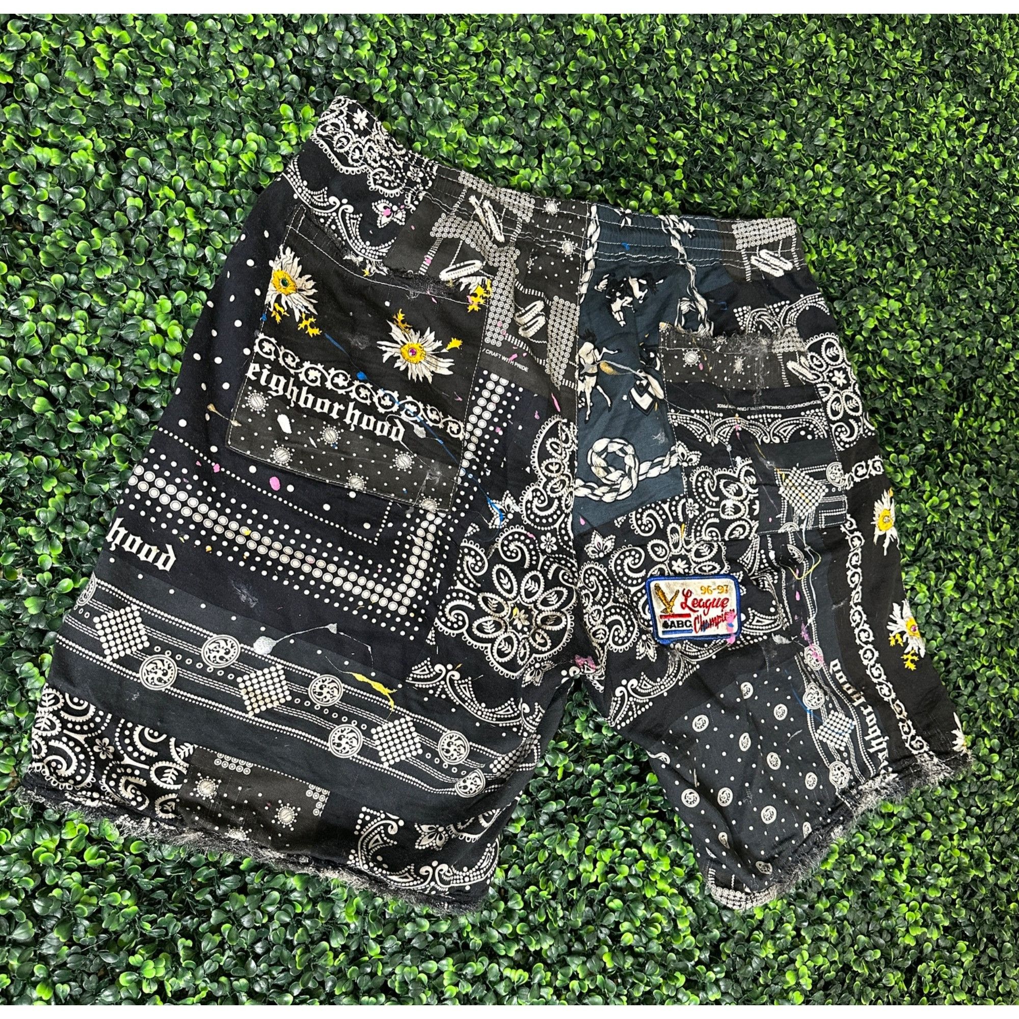 Handmade × Neighborhood DRO Lab Custom 1/1 ART x Neighborhood Bandana Paisley Bermu Size US 35 - 11 Thumbnail