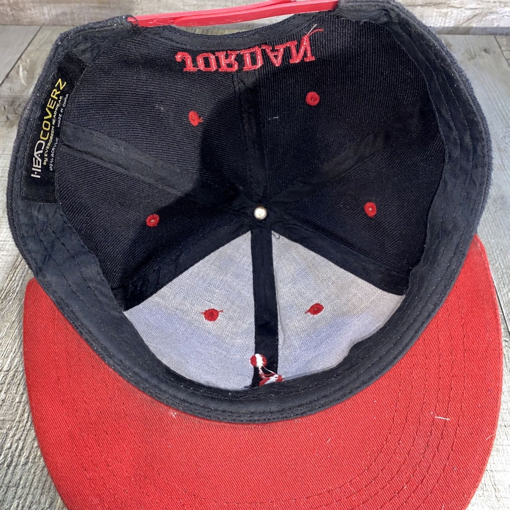 Jordan Brand VINTAGE Jordan Chicago Bulls Snapback Hat Men Adjustable Black Y2K Head Covers Gas Station Style Size ONE SIZE - 3 Thumbnail