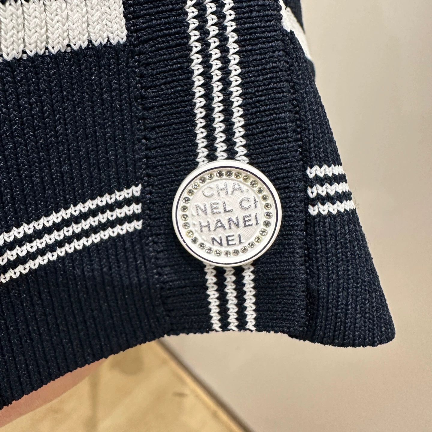 Chanel Chanel apr105 5th slogan striped knit cardigan Size XS / US 0-2 / IT 36-38 - 6 Thumbnail