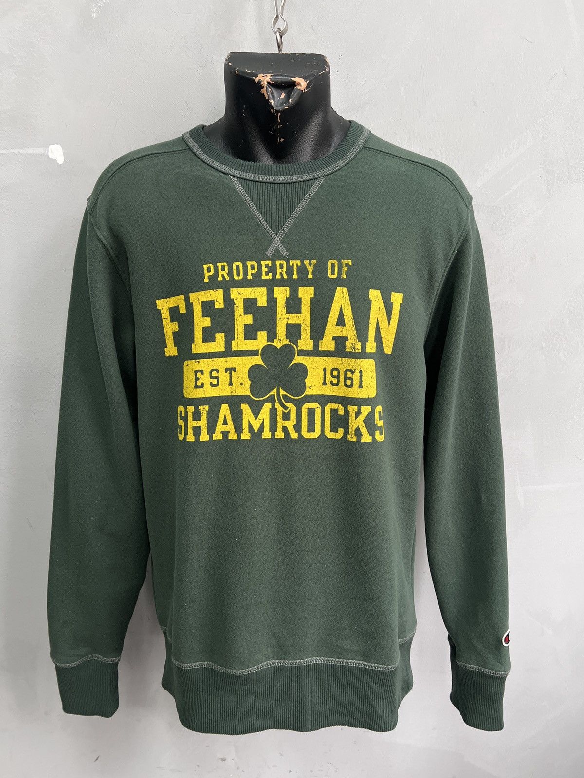 Champion Champion Green Sweatshirt Shamrocks Streetwear Style 90s Size US M / EU 48-50 / 2 - 1 Thumbnail