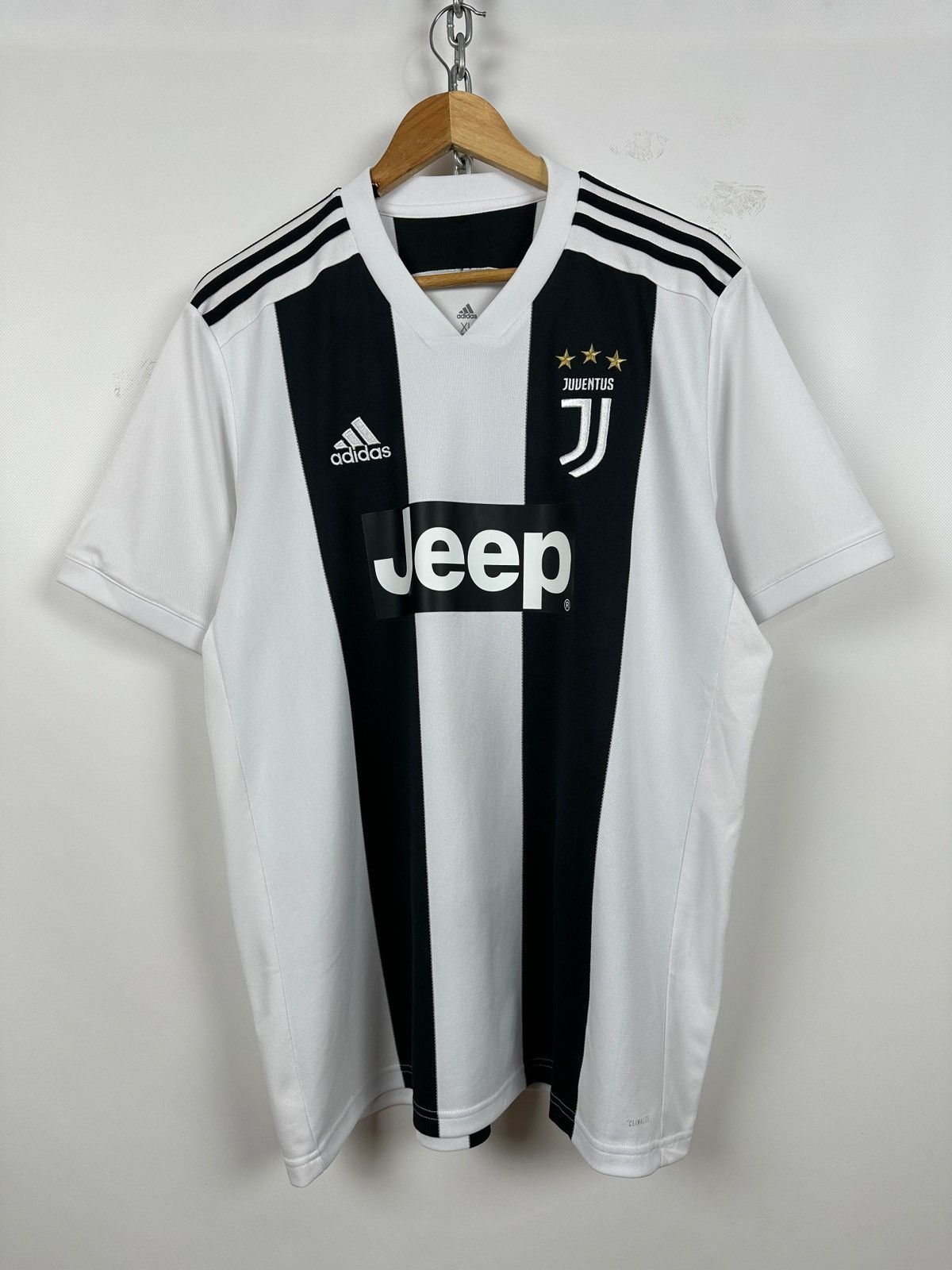 Adidas 2018/19 Adidas Juventus FC Home Soccer Jersey Size US XL / EU 56 / 4 - 1 Thumbnail