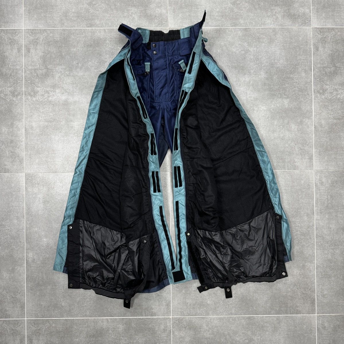 Nike ACG Vintage Nike ACG Full Side Zip Ski Snow Pants 90s Men Size US 30 / EU 46 - 19 Thumbnail