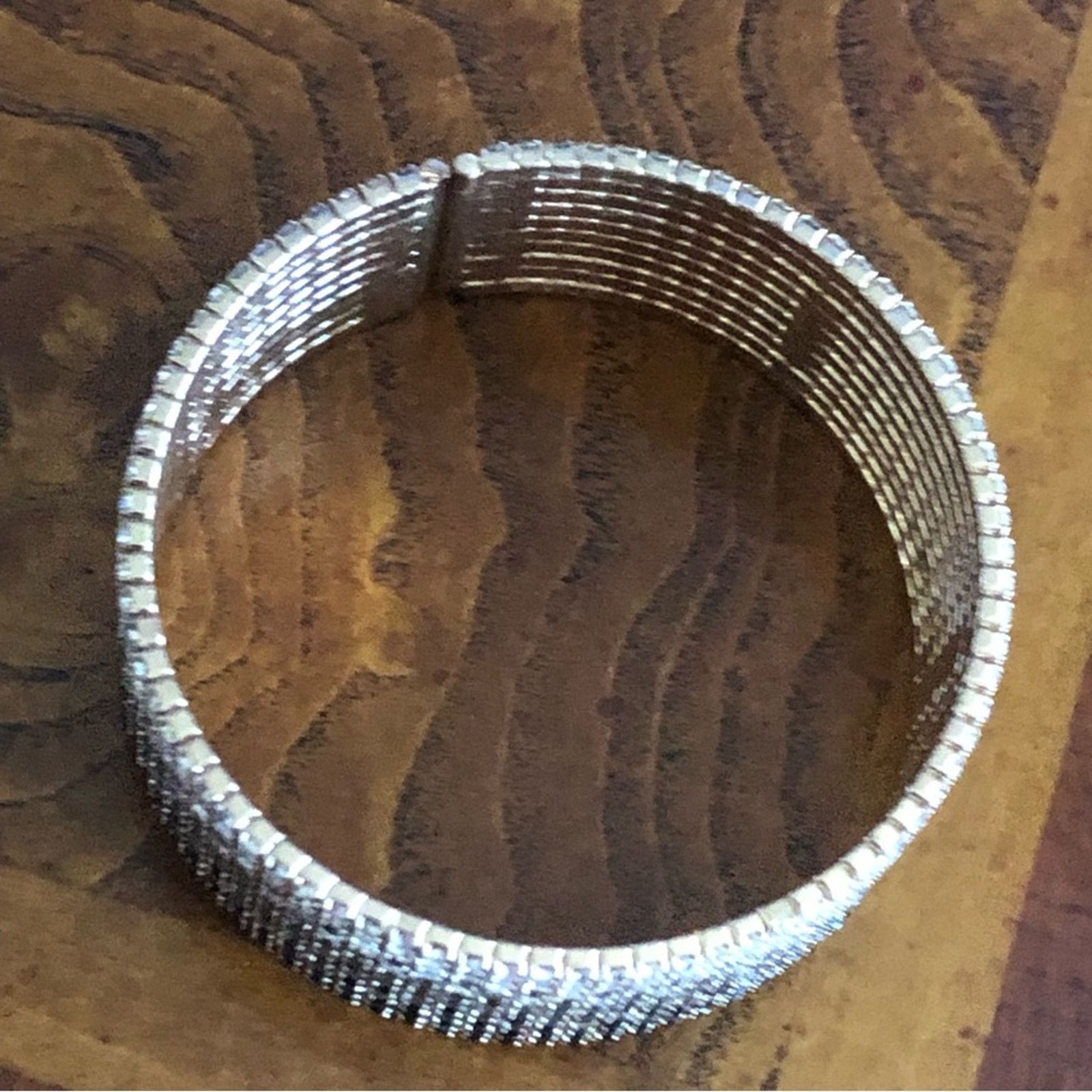Jewelry Ombré rhinestone crystal cuff bracelet Size ONE SIZE - 3 Thumbnail