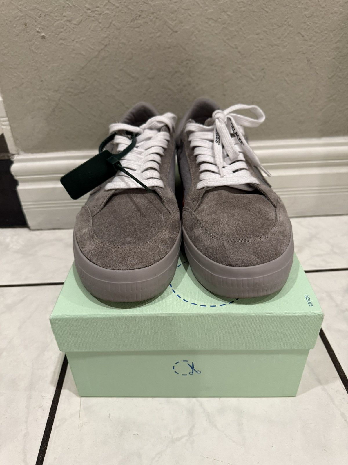 Off-White Off white low top sneaker Size US 11.5 / EU 44-45 - 4 Thumbnail