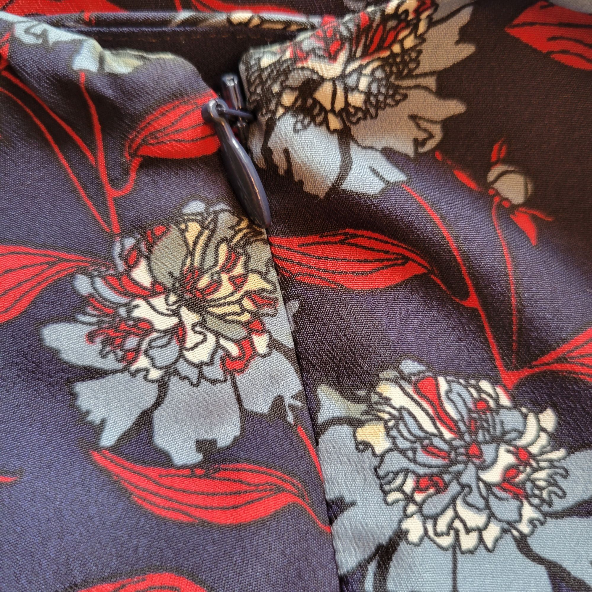 Brooks Brothers Brooks Brothers Floral V Neck Dress 4 Cap Sleeves Navy Red Size S / US 4 / IT 40 - 5 Thumbnail