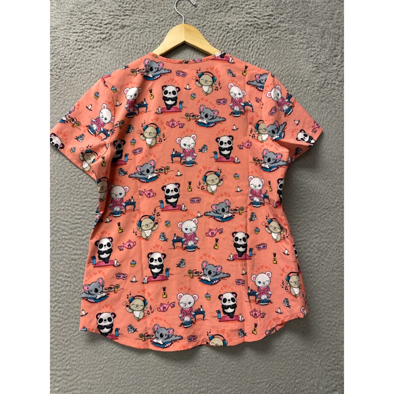 Cherokee Cherokee Women’s Scrub Top M Pink Animal Print Bear Cat / 122-2 Size M / US 6-8 / IT 42-44 - 6 Thumbnail
