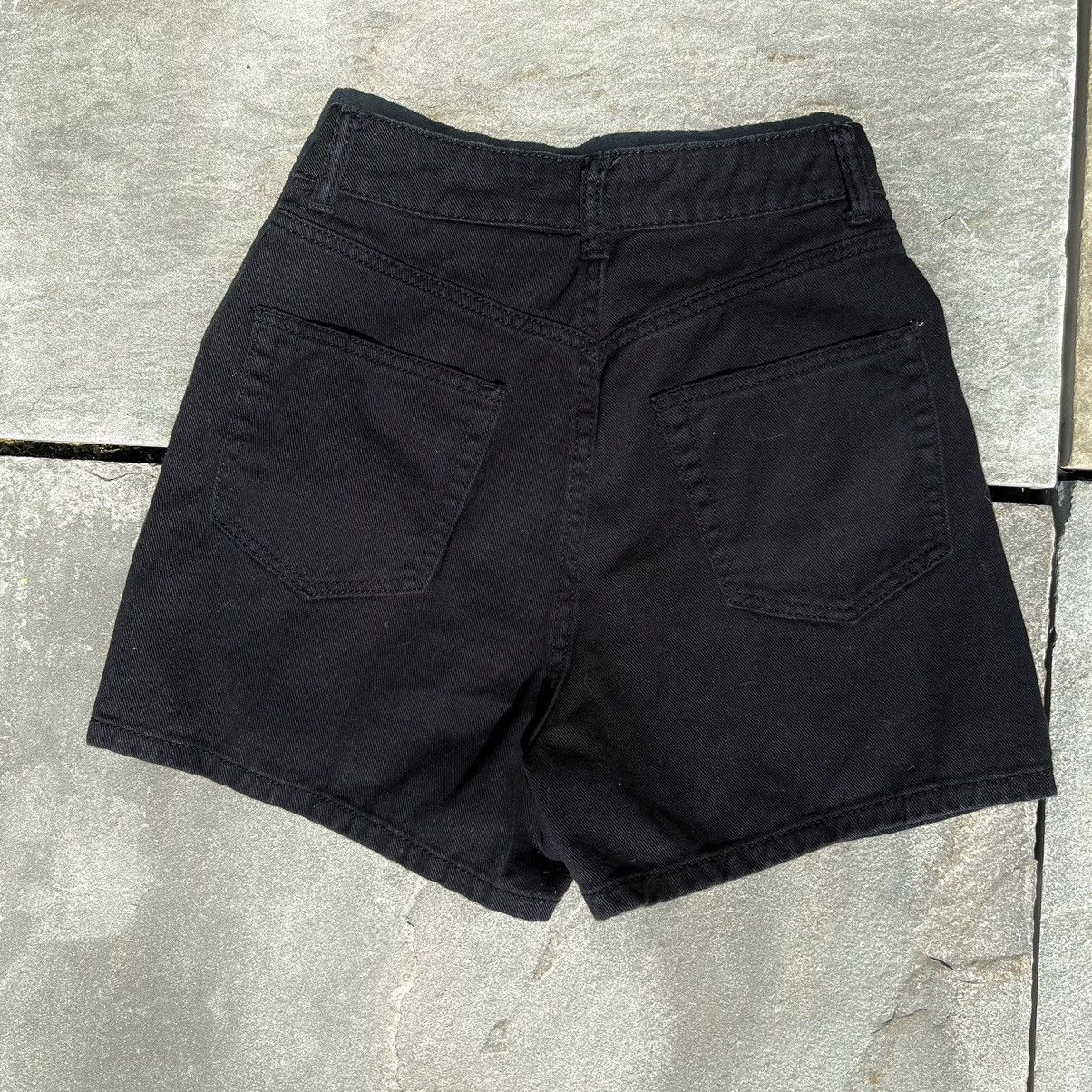 H&M High Waist Black Denim Short Shorts Size 26" / US 2 / IT 38 - 2 Thumbnail