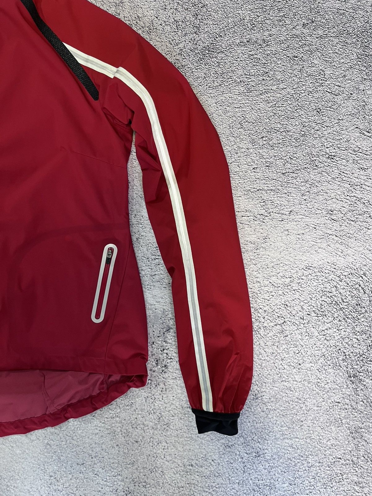 Rapha Rapha Women’s Wind Jacket SizeM Red Cycling Reflective Shell Size M / US 6-8 / IT 42-44 - 3 Thumbnail
