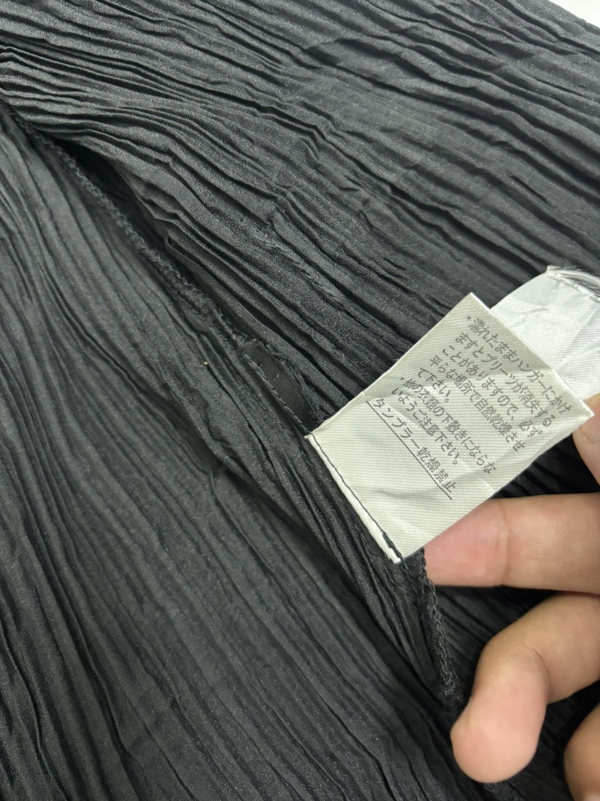 Issey Miyake × Japanese Brand × Pleats Please Issey Miyake PLEATED PLEASE ISSEY MIYAKE STYLE DESIGN DRAPE JACKET Size S / US 4 / IT 40 - 12 Thumbnail