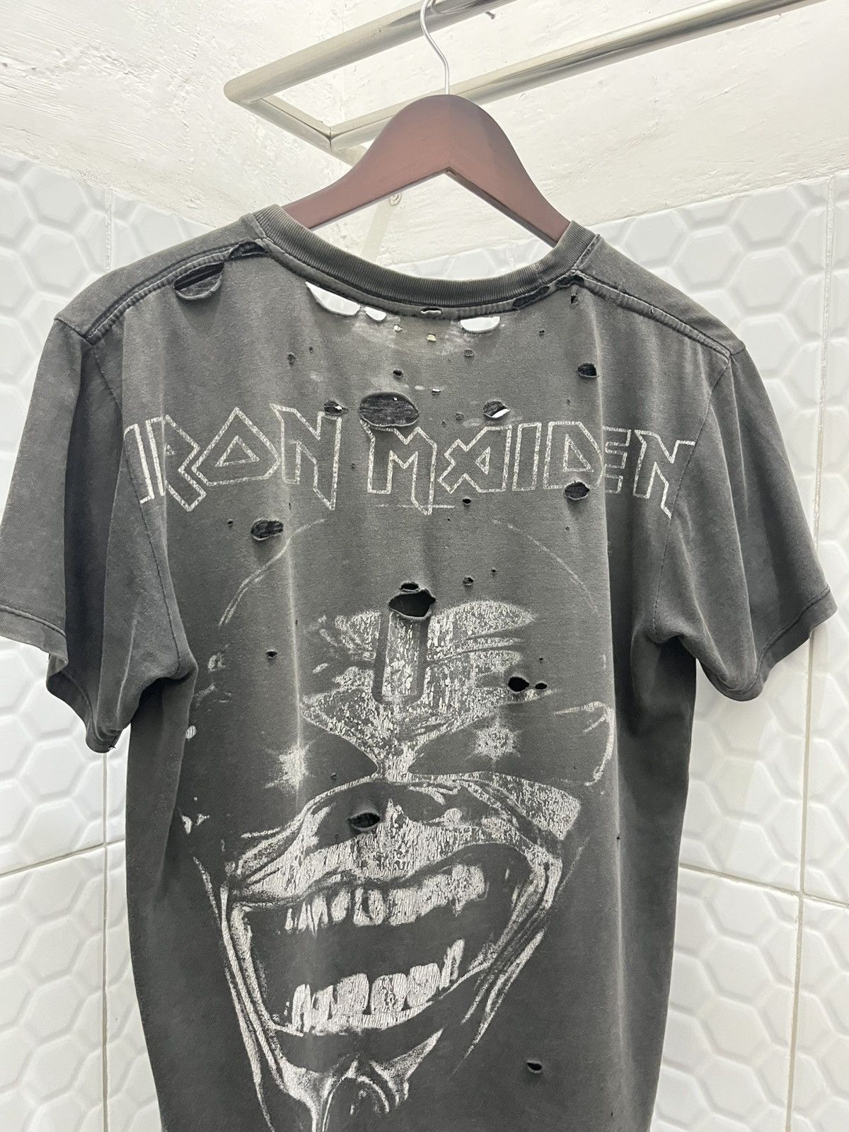 Band Tees × Vintage Vintage Thrashed Iron Maiden Tee Size US M / EU 48-50 / 2 - 8 Thumbnail