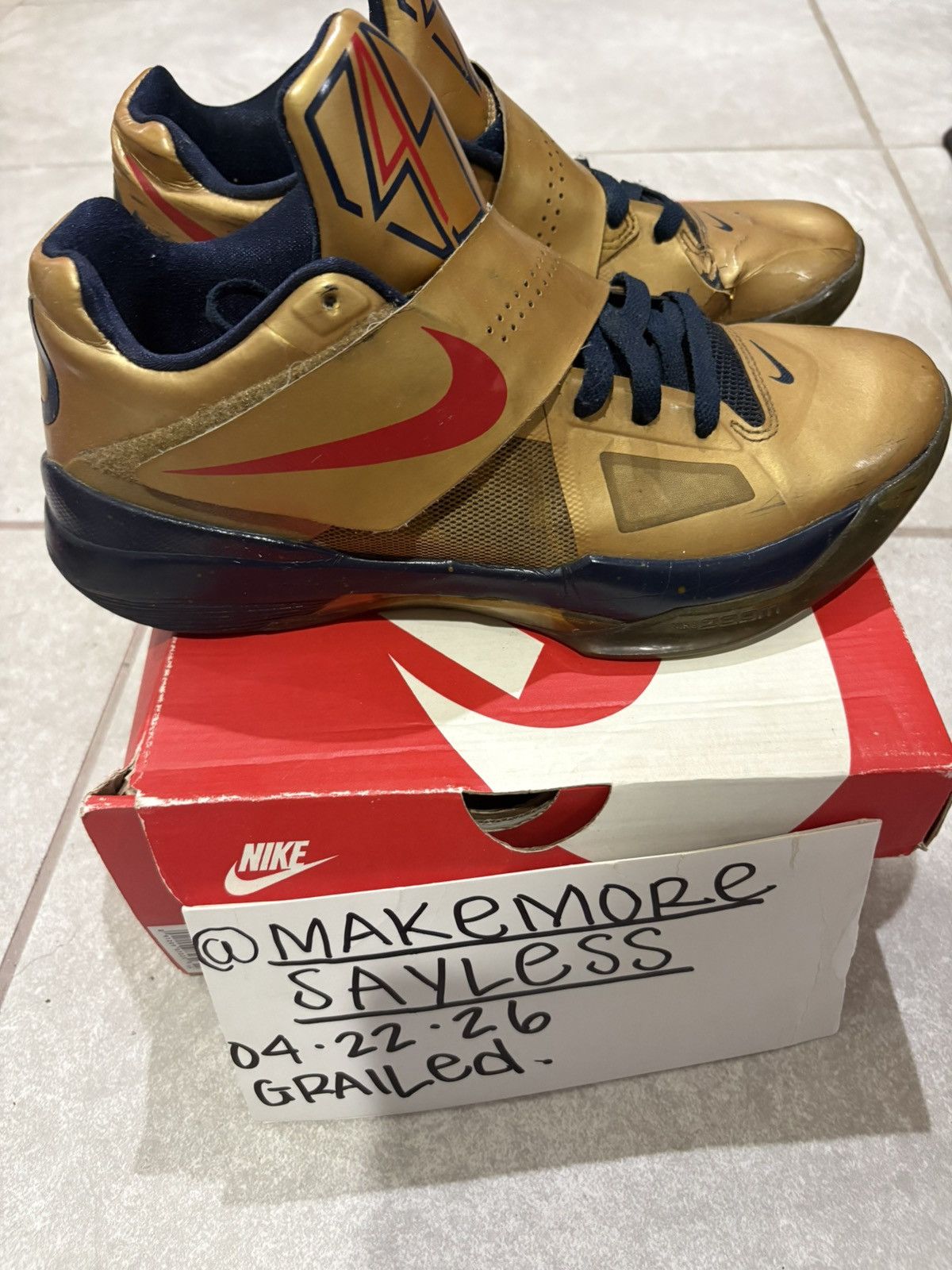 Nike GOLD MEDAL - KD 4 Size US 10 / EU 43 - 2 Thumbnail