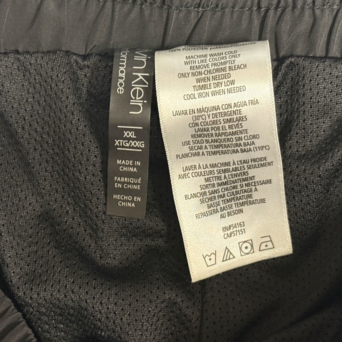 Calvin Klein CALVIN KLEIN Black Performance Tech Cargo Joggers - cord leg Size US 40 / EU 56 - 5 Thumbnail