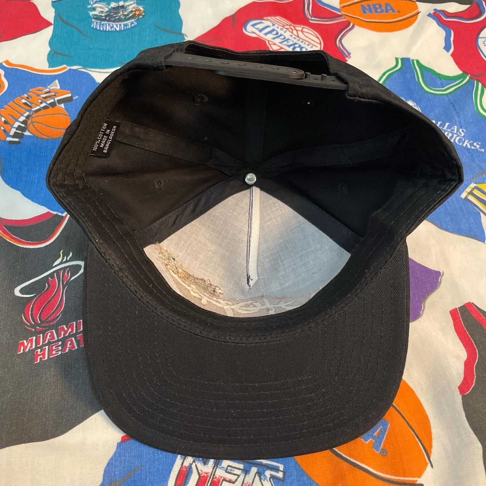 Travis Scott NWOT Travis Scott Utopia Embroidered Black Graphic Snapback Size ONE SIZE - 5 Thumbnail