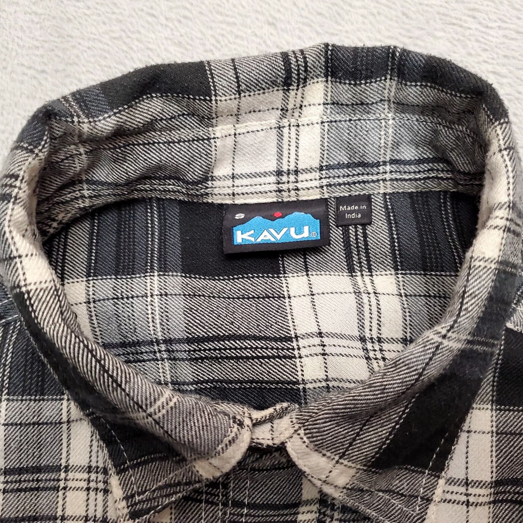 KAVU VINTAGE Kavu Shirt Mens Small Black Plaid Flannel Cotton Long Sleeve Cabin Gorp Casual Size US S / EU 44-46 / 1 - 4 Thumbnail