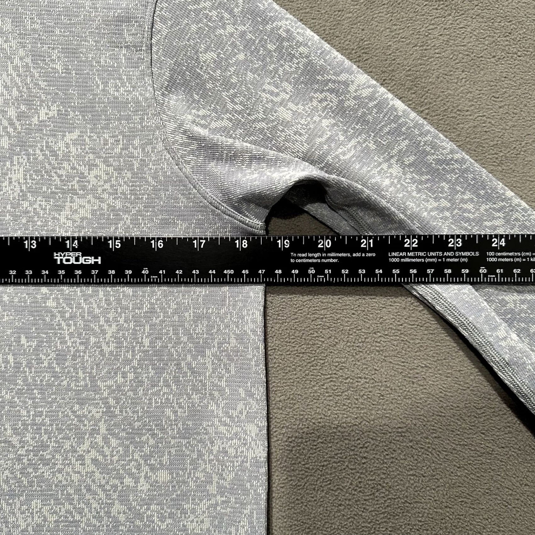 Lululemon Lululemon Swiftly Breathe Long Sleeve Shirt Women 8 Gray Geometric Athletic Size M / US 6-8 / IT 42-44 - 7 Thumbnail