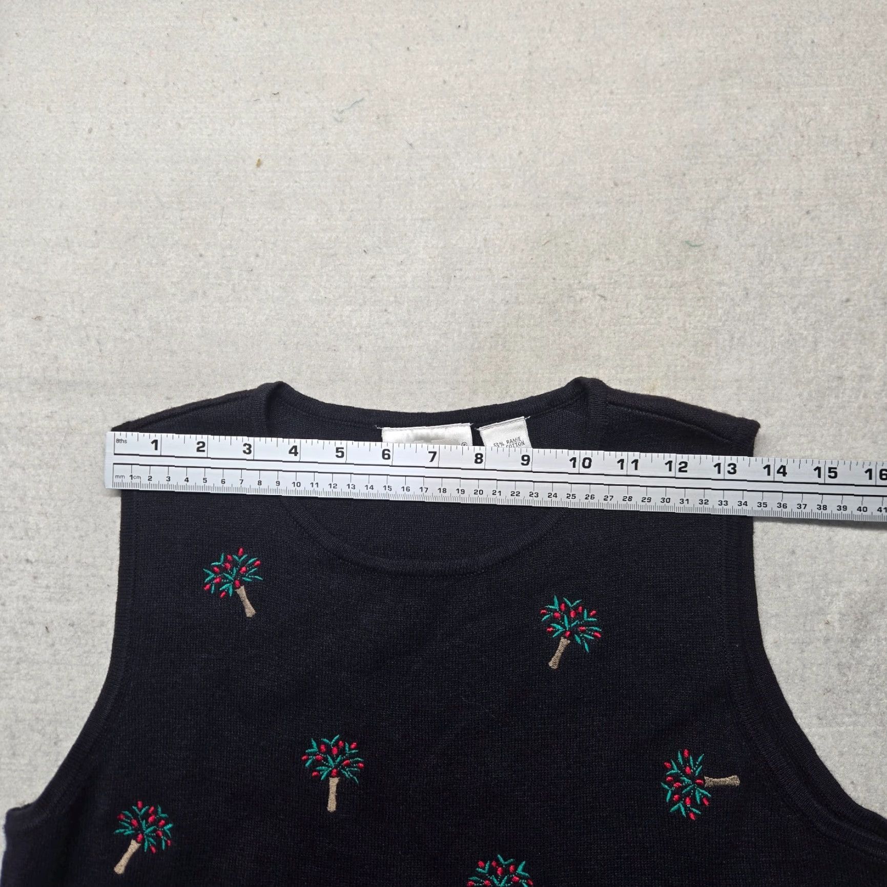 Vintage Kim Rogers Poinsettia Floral Sweater Vest Women Petite Large Black Christmas Party Size L / US 10 / IT 46 - 3 Thumbnail