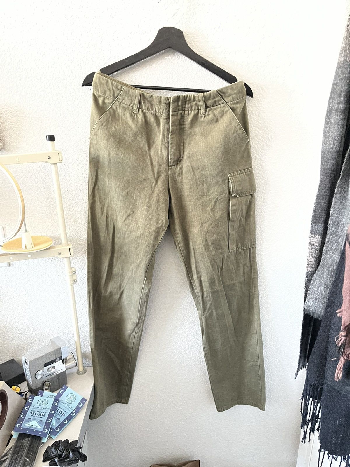 Helmut Lang helmut lang 1996 one pocket cargo trousers Size US 30 / EU 46 - 1 Thumbnail