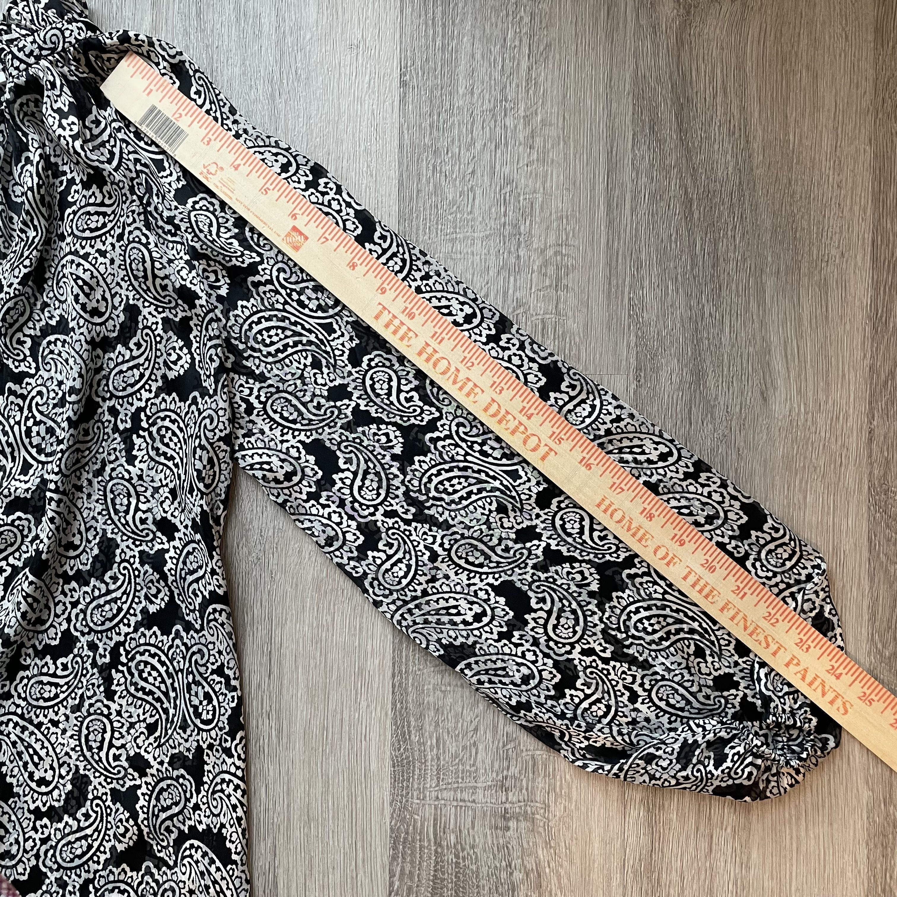 H&M H&M Paisley Ruffle Tie V-Neck Blouse Black White Size S Size S / US 4 / IT 40 - 10 Thumbnail