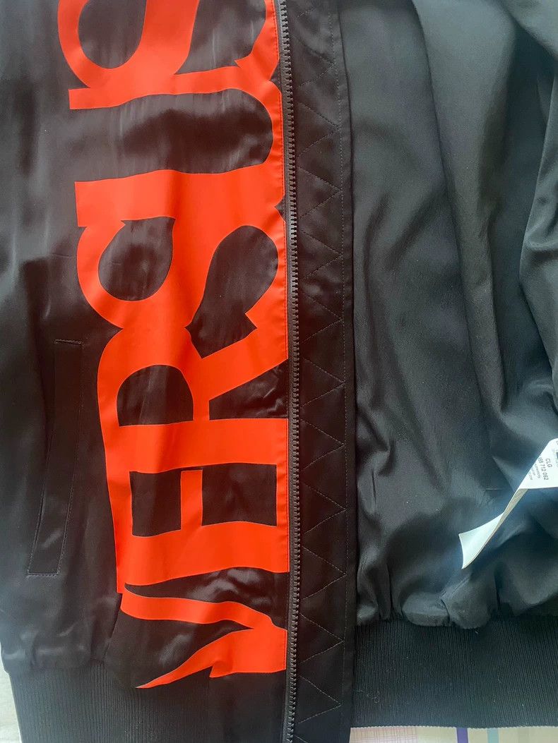 Versace Versace Mulberry silk jacket Size US L / EU 52-54 / 3 - 3 Thumbnail