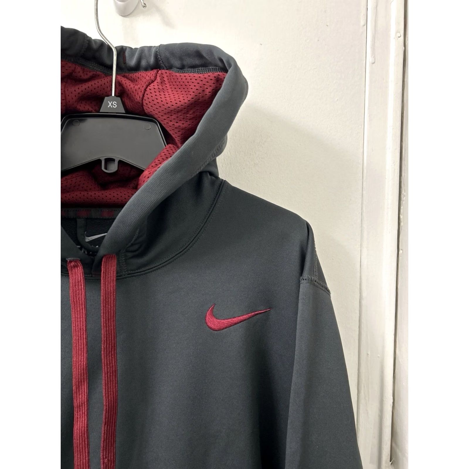 Nike Nike Therma-FIT Hoodie Mens Large Gray Red Fleece Lined Pullover L/S 465784-060 Size US L / EU 52-54 / 3 - 4 Thumbnail
