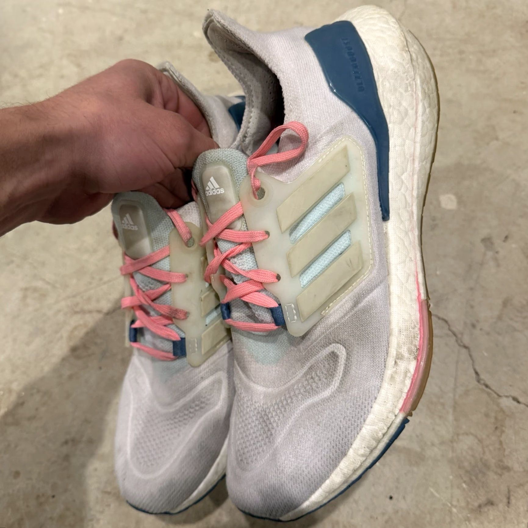 Adidas Adidas Ultraboost 22 White Almost Blue Sneaker GX5929 Womens Size 8 7.5 9 US 41 1/3 Footwear Athletic Size US 8 / IT 38 - 6 Thumbnail