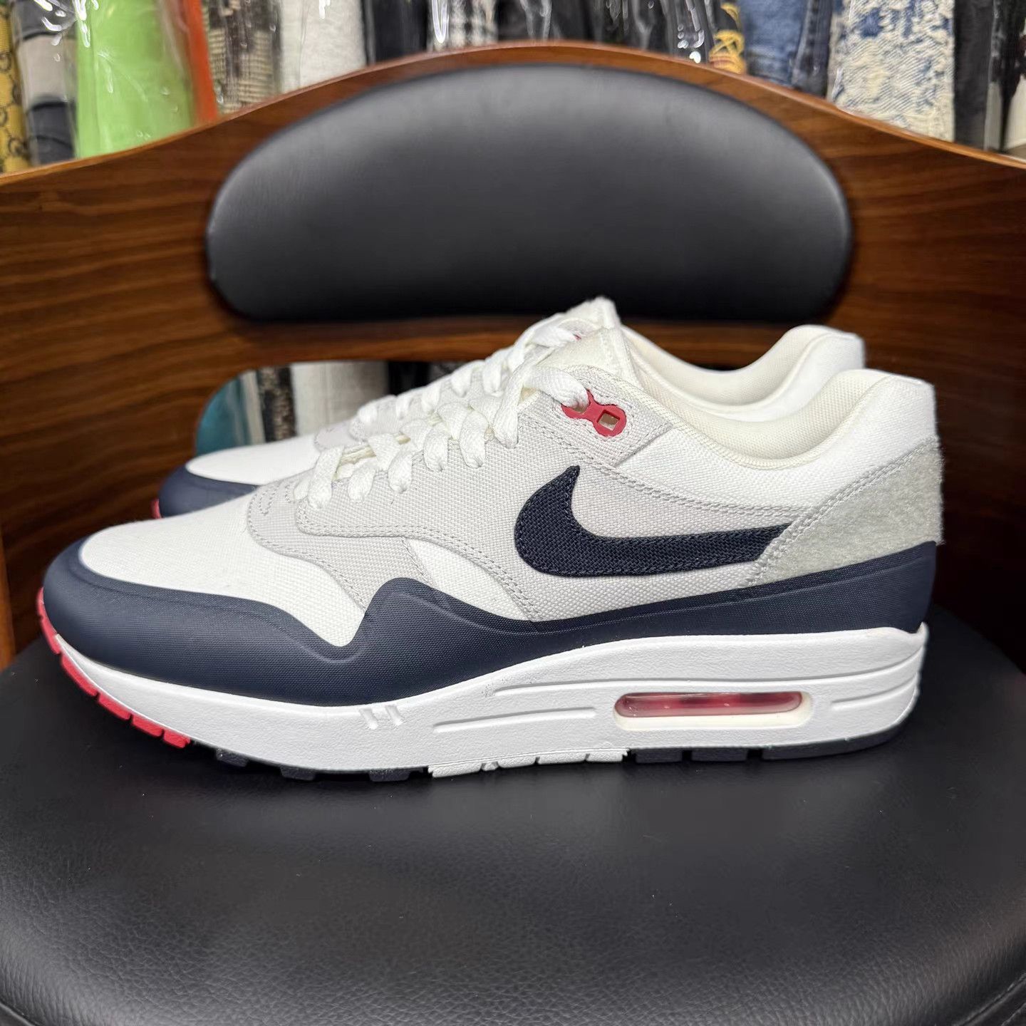 Nike Nike Air Max 1 Sneakers K15 Size US 10 / EU 43 - 6 Thumbnail