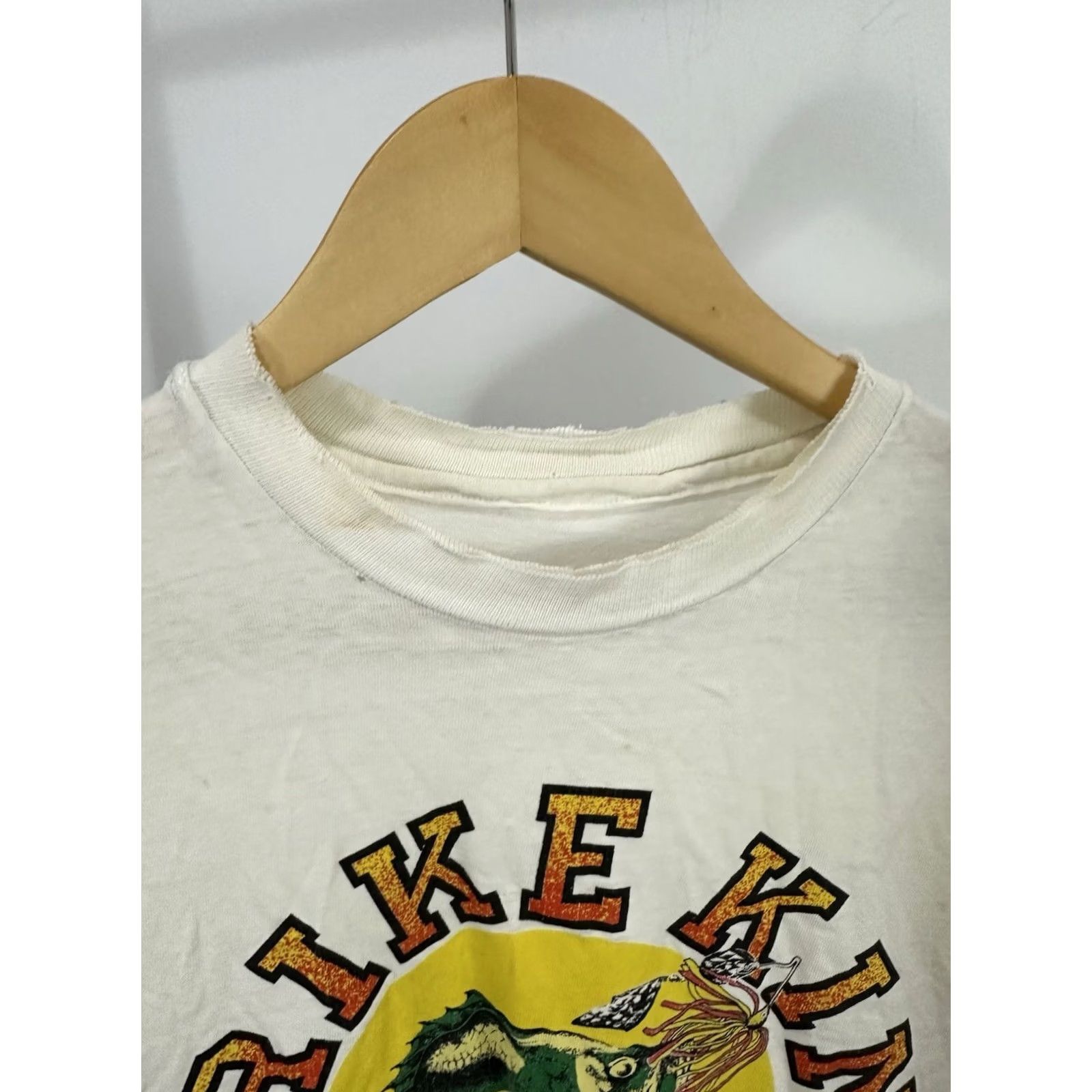 Vintage VTG 90s Strike King Bass Fishing Lure Worn Cotton Distressed WIP T-Shirt L US Mens White Shirt Size US L / EU 52-54 / 3 - 7 Thumbnail